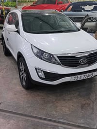 كيا اسبورتج خليجيه موديل 2012 ماشيه 85 محرك 2000 دوش فول الفول مواصفات...