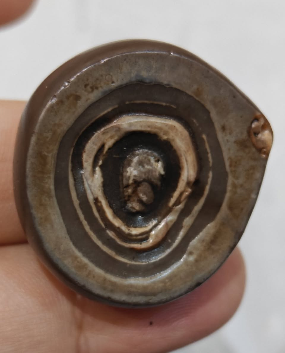 أحجار لكطهن من صحراء الرمادي 
نوادر أرض العراق ملاكط الرمادي 
القطع نوادر جدا 
قطع مميزات وجميلات وطاقه روحانيه واحد على واحد للبيع بالجمله السعر مناسب للي يريدون يستفادون 
يوجد توصيل لكل المحافظات سعرهن مناسب 
واحجار لكطهن من صحراء الرمادي
***********
