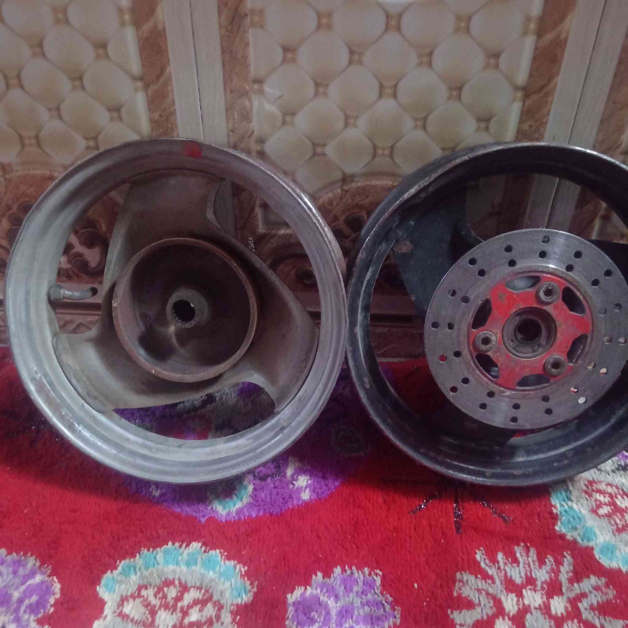 للبيع السعر خاص وياله ماكس بلاد +سوبايه ايراني


**إذا كنت صاحب هذا الإعلان وتريد حذفه لأي سبب، رجاءا أرسل رسالة إلى الدعم الفني**