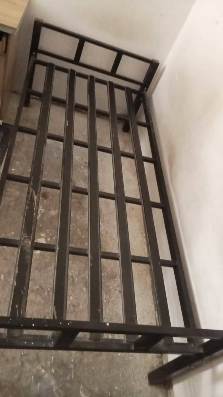 تلفزيون ٣٠٠
مكيف ٣٠٠
زوالي ٥٠
ثلاجة ٣٠٠
راوتر ١٥
ميز طعام ٢٥
كاونتر سنك ١٠٠
طباخ ١٠٠
فرن ٥٠
غرفة نوم ٢٠٠
غسالة اوتماتيك ٣٠٠
مبردة ١٠٠
مبردة حديد ١٠٠
ماطور ٣٠
ميز مكتب عدد ٢ ب ٥٠
كرسي مكتب عدد ٢ ب ٥٠
مكناسة كهربائة ٢٥
سبلت ٢ طن ٤٠٠
كيزر ١٥٠ لتر ب ١٢٥
سرير حديد عدد ٢ ب ٥٠
العنوان بغداد الزعفرانية


**إذا كنت صاحب هذا الإعلان وتريد حذفه لأي سبب، رجاءا أرسل رسالة إلى الدعم الفني**