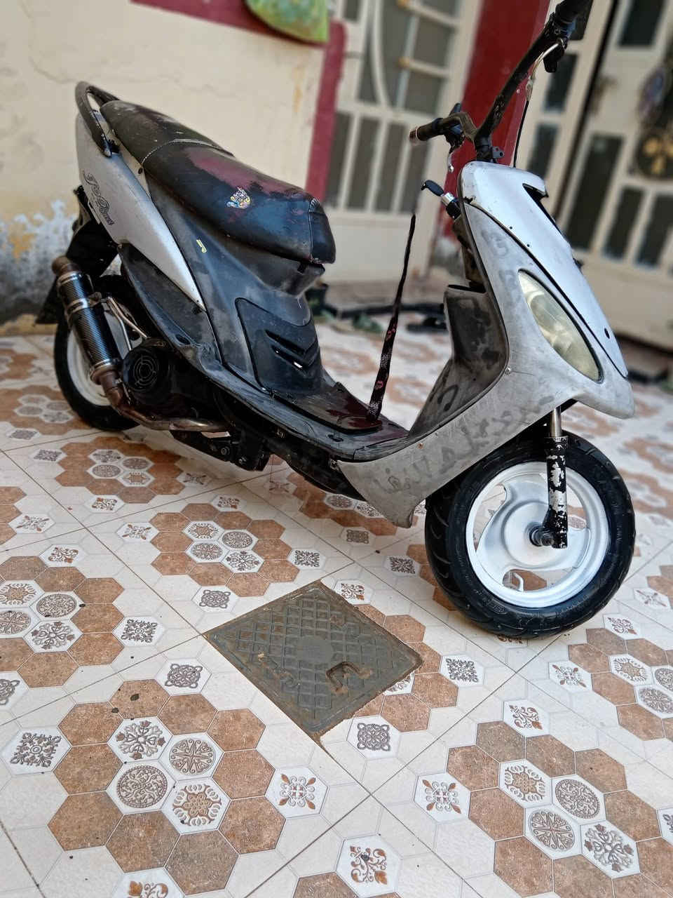 سلا عليكم دراجة ماكس للبيع بوشه 55 كامله عوزه بس كابريته نكرت هندر و سلف بس تربطه من ل كهربائيات سعر 225 وبيه مجال مكان #ديالى بعقوبه رقم ***********
