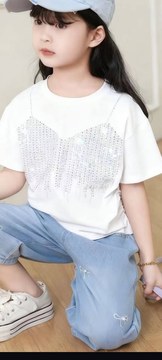 عمري بنات ملابس كوريه تخبل عندي بعد هوايه موديلات بناتي ولادي وجميع القياسات متوفره وتوصيل موجود جميع المحافضات و المتشتري تنقط تكون سبب برزقي تابعوني💗🫶.


**إذا كنت صاحب هذا الإعلان وتريد حذفه لأي سبب، رجاءا أرسل رسالة إلى الدعم الفني**