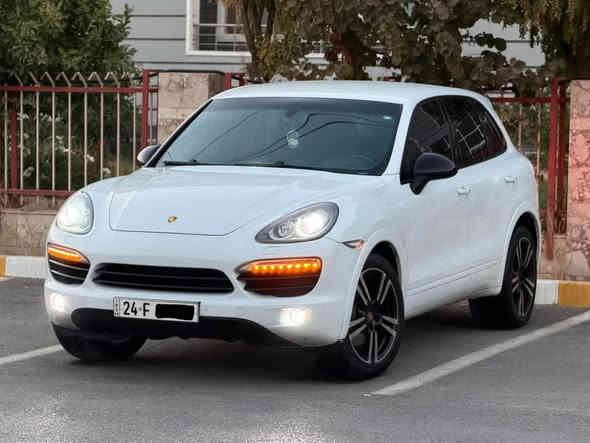 للبيع او المراوس 

Porsche Cayenne 2016 ✌️ 

بورش كايان 2016  الماني

V6 3.6 محرك تنفس طبيعي

السعر :-210$بلاششششش

ماشية ١١٥ الف ماشية

المواصفات 

مري كهرباء 

كزوز رياضي تشغيل اطفاء يدوي 

كشنات جلد كهرباء 

شاشة

ستيرن تدفئة 

سستم صوت Bose ٢٧ سماعة 

فتح وقفل الابواب و الزجاج و الفتحة بلبصمة 

جنطة كهرباء  

السيارة مواصفاتها متنعاد ولا تنشرح كلش هواية ومعروفة 

بس باب  واحد كلير بدون معجون بس بخ

محرك + كير بشرط ما مفتوح

مراوس اراوس بسيارات شمالية فقط 

مكان السيارة رانيه تابع للسليمانية

السنوية و هزة و فحص كل جديدة   التحويل  ابشرط 

للاستفسار الاتصال على 

***********

*********** رانية
