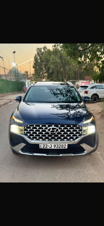 السلام عليكم سنتافيا موديل 22  محرك 2500 تنفس طبيعي السياره فول مواصفات مكفوله حادثهه على كد شبرين بالجنطه معدل بارد ومصبوغ على كد شبرين السياره مابيه صبغ بدون ايرباك نضيفه وجديده على وضع الشركه 
كامله وجاهزه سنويه وهزه حديده بسمي السياره 
المواصفات 
6 انضمه قياده 
شفتات ستيرن 
كير بيانو 
سايد بريك كهرباء 
بصمه 
ابواب وجنطه بصمه
كامره دواره 
حساسات امامي خلفي
استيرن تدفئه 
كشنات جلد وتدفئه +كهرباء +مساج
قطعتين تبريد 
رادار امامي خلفي جانبي 
سلايد على طول القماره 
تحديد مسار +قياده اليه
توقف ذاتي في حاله التصادم رادارامامي خلفي جانبي
اوتو هولد 
تشغيل عن بعد
اوتو كار بلي
وبعد بيهه هواي مواصفات 
عنوان السياره بغداد الدوره
السعر المطلوب ٢٠٥ 
***********
