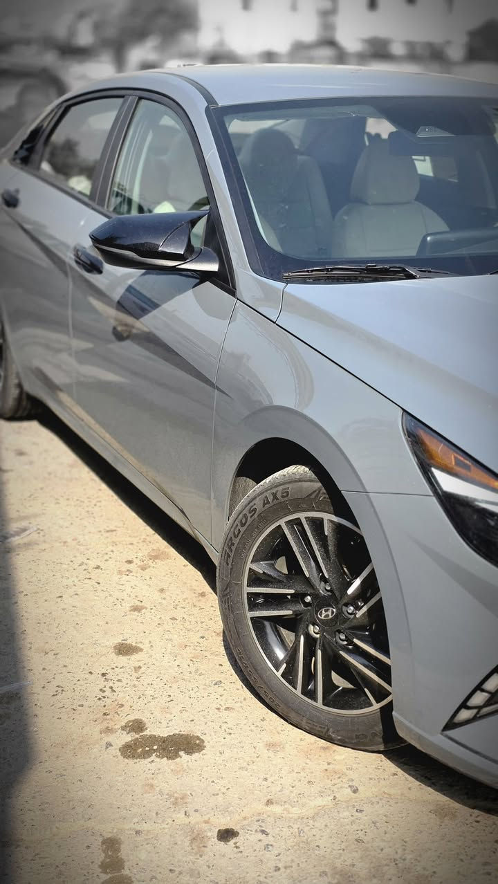 السلام عليكم 
النترا 2023 للبيع مكانهه بغداد 
حادثهه خفيف قطعتين فقط خلفيات
ماشيه 60
السياره احله من الصور 
السعر 150$
***********
