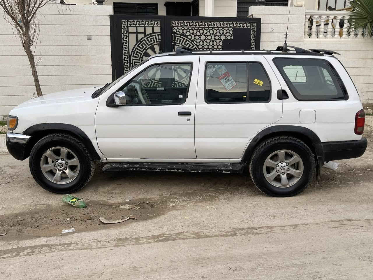 فقط للمراوس فقطط✅

للمراوس نيسان باثفندر 1997 كير محرك بطه 3000vvt.i مجول المرغوب،كير اوتوماتيك  ومحرك شرط لاصرف ولا بخار سنويه2030 بطاقه بانزين بي جامات كهرباء قفل مركزي شاشه وكامره 4تايرات جديد ويلات مال برادو جديد لايتات زينون


**إذا كنت صاحب هذا الإعلان وتريد حذفه لأي سبب، رجاءا أرسل رسالة إلى الدعم الفني**