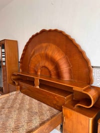 غرفة نوم • مستعملة • سرير