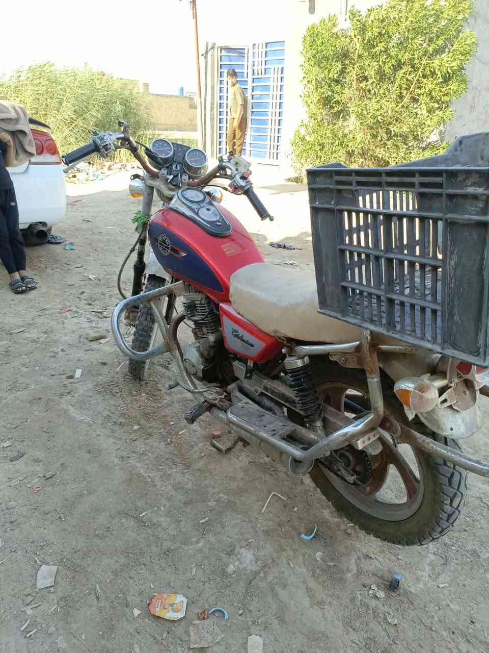 سلام عليكم تايموته موديل13الدراجه ماعوزه ربع اوراق كامله الدراجه تجي تفحص الئ تاخذه السعر 450وبيه مجال الرقم***********مكاني رفاعي طريق ابو الماش
