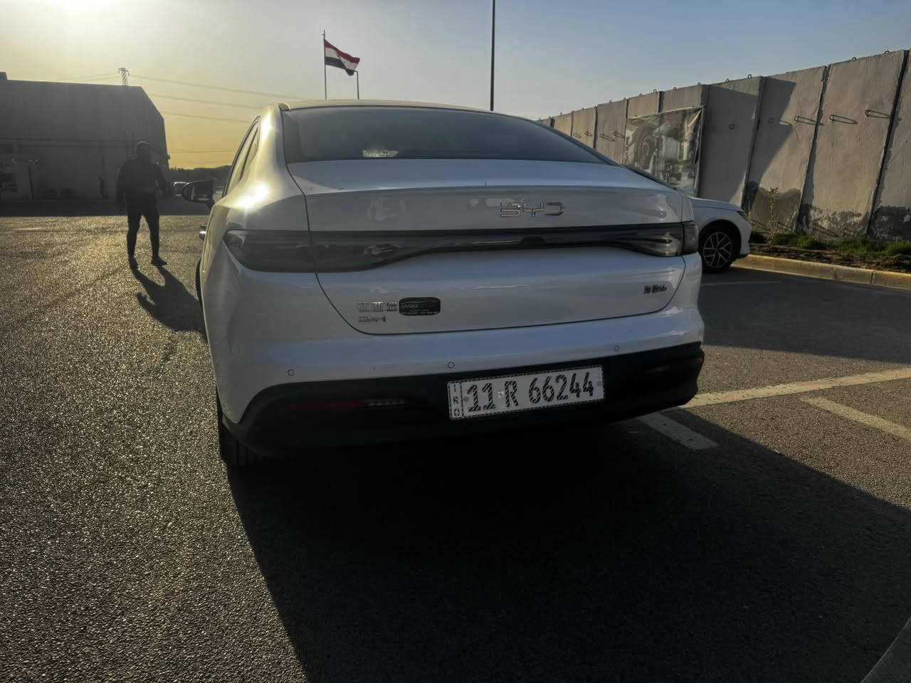 بس شوف الرقم وانته احكم
يالله سلام عليكم شباب اني على باب الله ارقم وابيع السيارات الي انشرهن زيرو يعني تأخذ رقم بغداد صافي مصفى 

سيل 5 ماشي فقط ممشى الترقيم 

السعر 19 مليون

مكاني بغداد حي اور

هذا رقمي ***********
