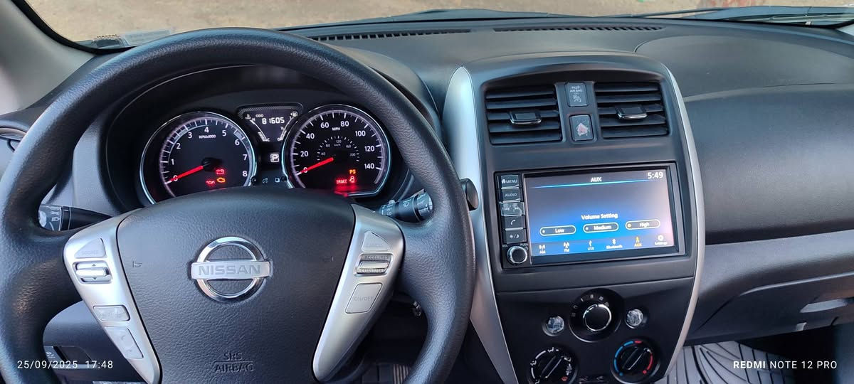 نیسان ڤێرسا ۲۰۱۹ sv دەرگای سایەق و چاملخ سەکن پێشەوە بۆیاخە ناوی نەگرتووە سەنەوی بەسەرچووە 
نرخی ۱۰٥ گەڵاو مامەڵە 
ژ.م  ***********
     ‌                                       *********** السليمانية, العراق
