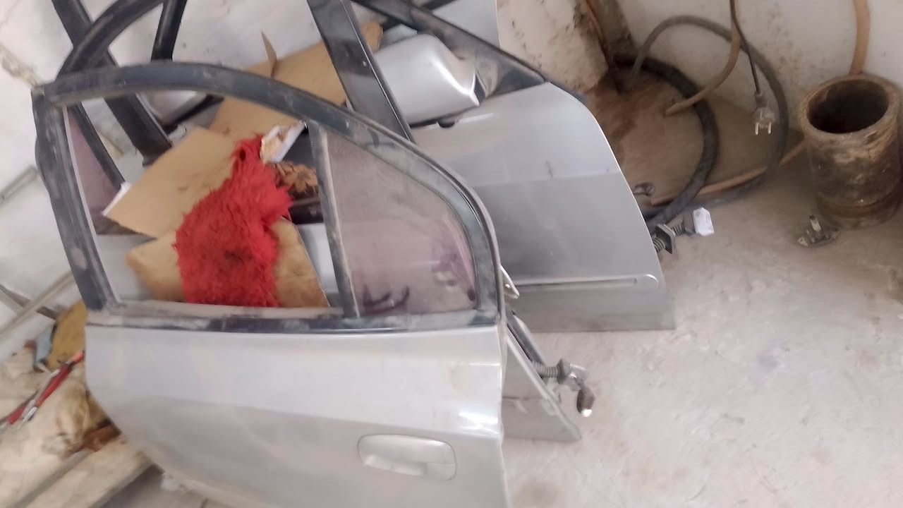 بوب مال النترا 2006 سلفر اربع بو 4.  ***********
