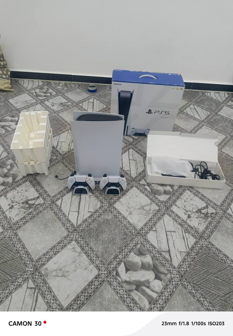 بلي فايف اخو جديد بيع او مراوس وياه جوستكات 2
مع فان تبريد اخو جديد مكاني بصره شط العرب,*********** البصرة, العراق
