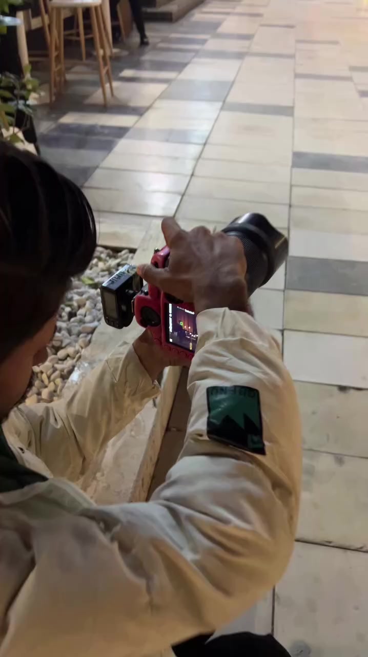 بدي نيكون ٨١٠
عدسه ٧٠_٢٠٠ فتحه ٢.٨ تامرون الجيل الثاني 

السعر خاص مكاني نجف


**إذا كنت صاحب هذا الإعلان وتريد حذفه لأي سبب، رجاءا أرسل رسالة إلى الدعم الفني**