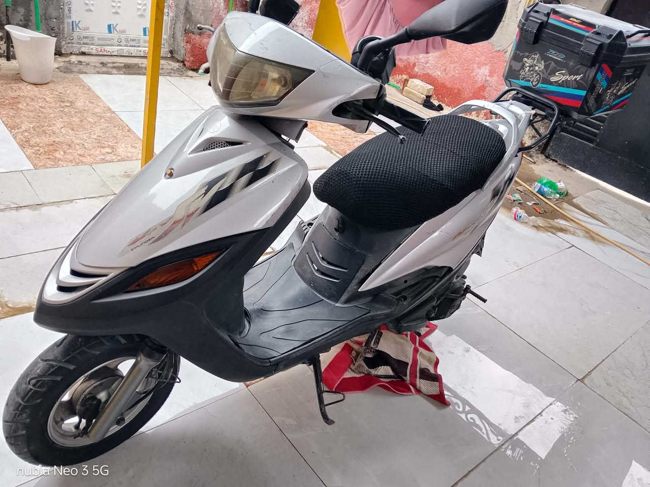 سلام عليكم دراجه ماكس ١٤٠ جديده رنبه صار شهر من نزلت من رنبه سعر ٦٥٠ بيه مجال هيه ول جنطه مالته *********** مكاني محموديه
