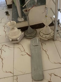 عندي 4بنكات للبيع ب50الف شغالات ونضيفات عنواني الزعفرانيه 07772109615