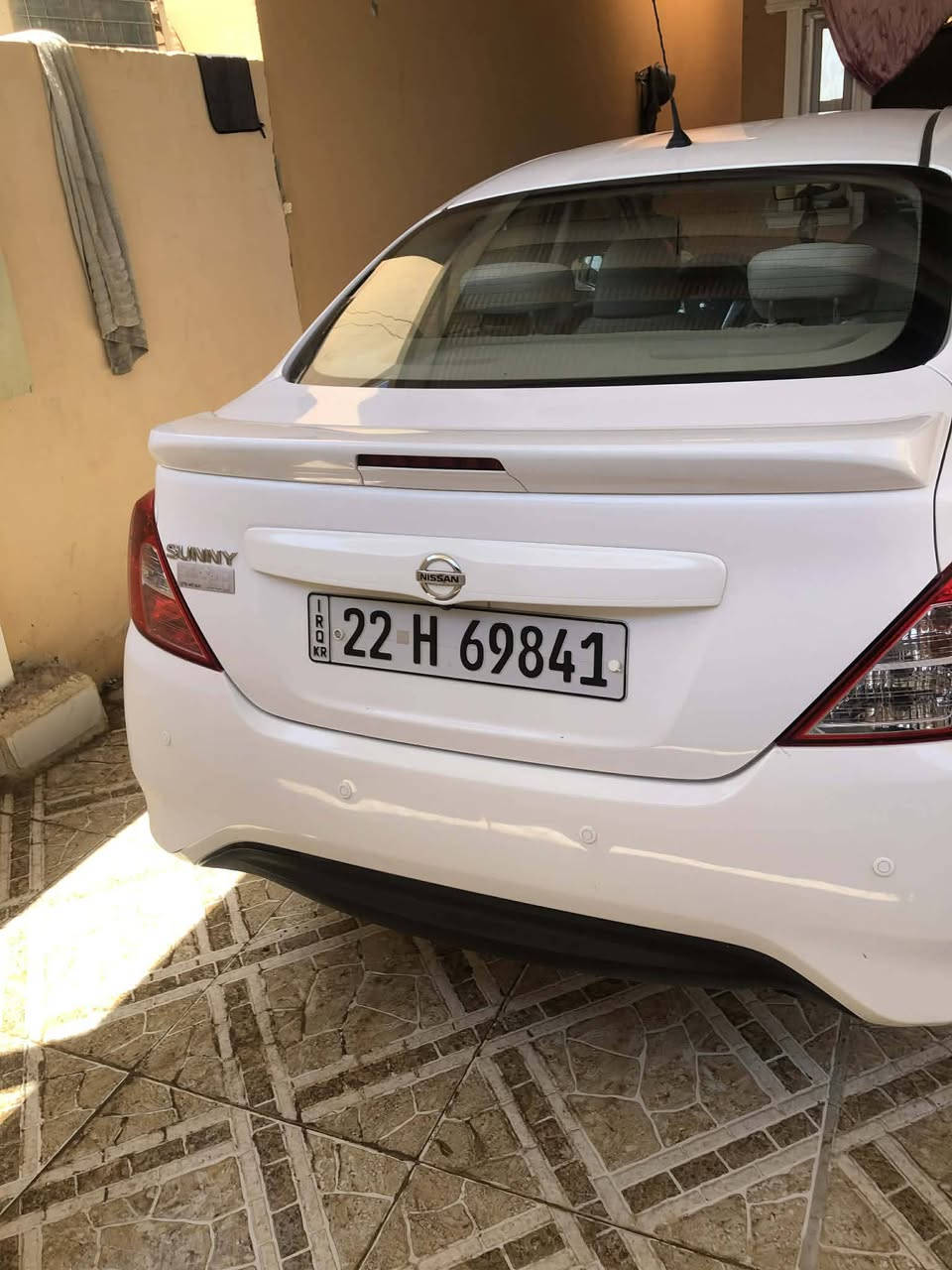 نيسان صني هندي موديل 2021 بأسمي رقم اربيل الجديد
بيها باب خلق السايق مبدل وبارد 
المكان ديوانية
للاستفسار : *********** واتس واتصال
