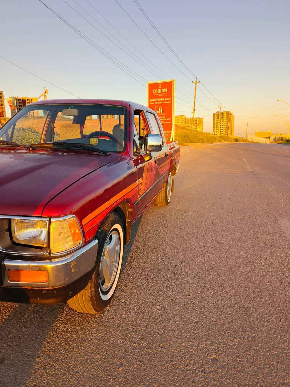 موديل 1993 
شاصي شرط 
محرك ثري واي بدايه صرف ضعيف حيل صرفها 
الصبغ شركة فقط صبغ بسيط الي داخل الدائرة ماشر عليه كد شبر فقط 
استيرن بور
 تبريد شغال فول
 دشبول ازرق 
رقم نينوئ باسمي تحويل مباشر 
بدون كوبون لان سقط لازم ابدله الالكتروني 
المكان موصل / قضاء تلكيف 
السعر 88 $ وبيها مجال شي بسيط
ماروس قماره حديث حسب القناعه 
الرقم / ***********
الرقم / ***********
