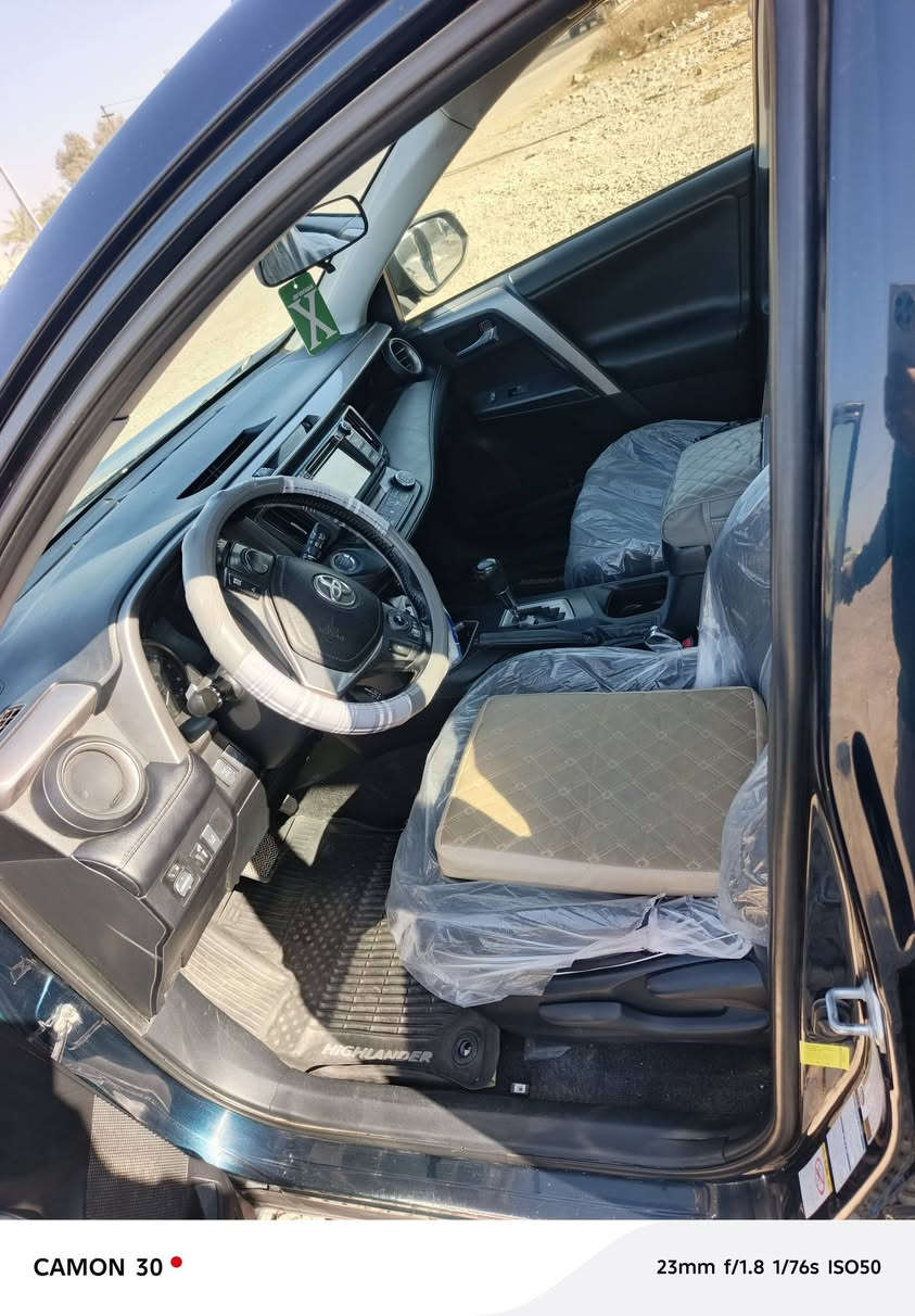 راف فور موديل 2018 فول موصفات الاخير اعلى فه كير محرك مكفول صدر جديد تخم تاير تبريد تدفه ضررها بخشم بنيد بدون دواخل شرط صبغ فقط قطعتين مرافق سونار مال جناي السعر 155 وبيها مجال لشراي حتا اذا مراوس هم يرهم اتصال عل رقم ***********
