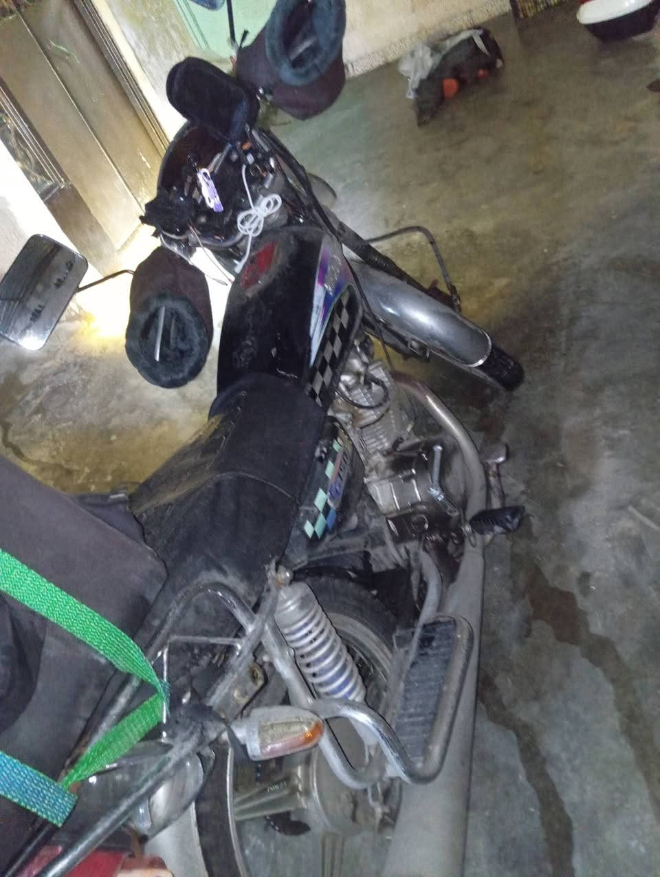 250 الف 
 بارت عياتاني 
نگره سلف محرك لاصرف لابخار وياله ودبلات وتايرات نضيفات ومابيهن عيب ***********
