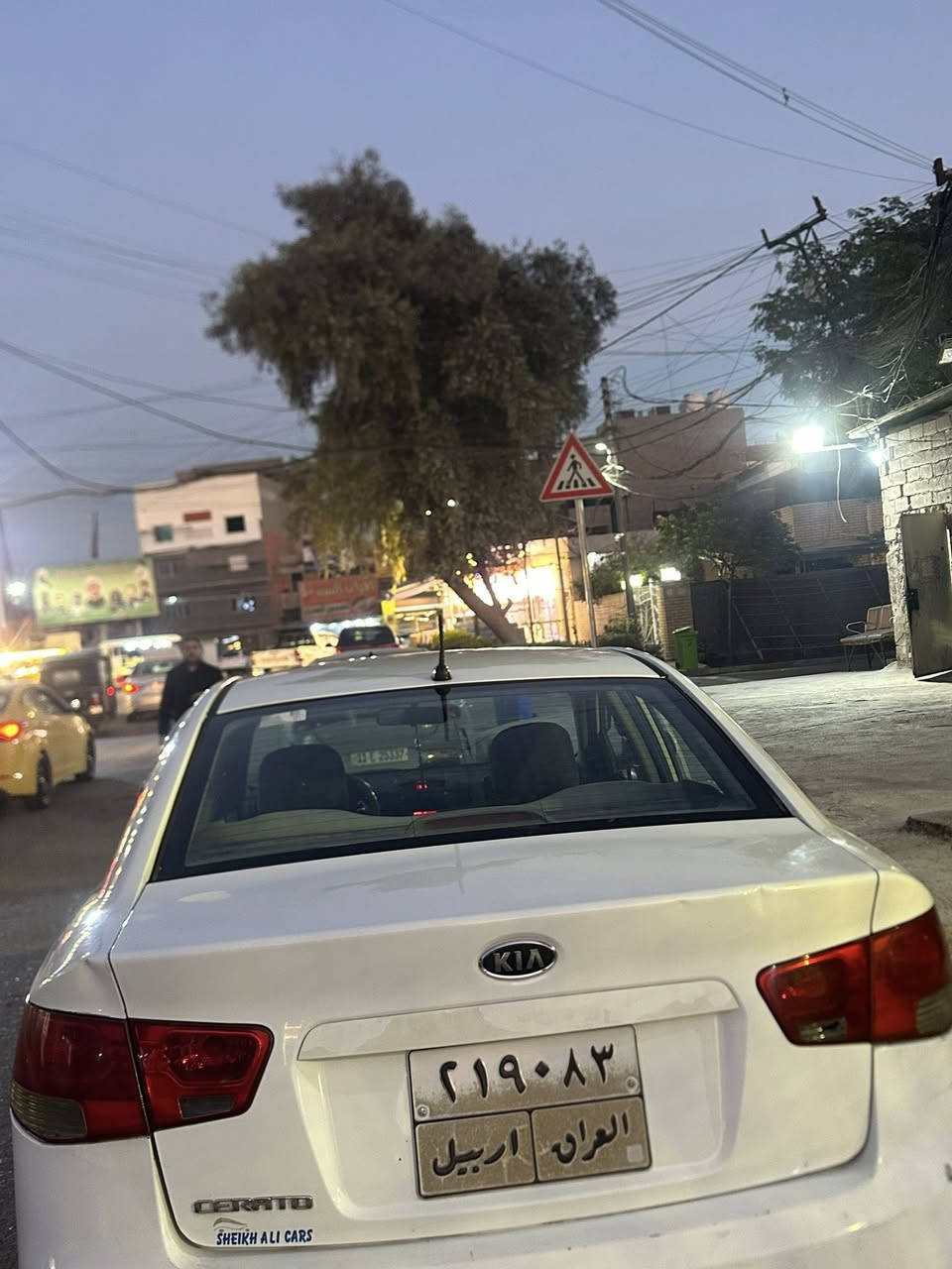 سيراتو موديل 2010 سيارة خير من الله مكينة كير مكفول تبريد كهربائيات كلها شغالة كلة جديد صدر نص عمر حادثها بل تكمة باب صدر ورة وقبق بانزين سنوية صاقطة سعرها 75 وبيها مجال بصيط رقمي *********** بي واتساب ممتواجد عل فيس
