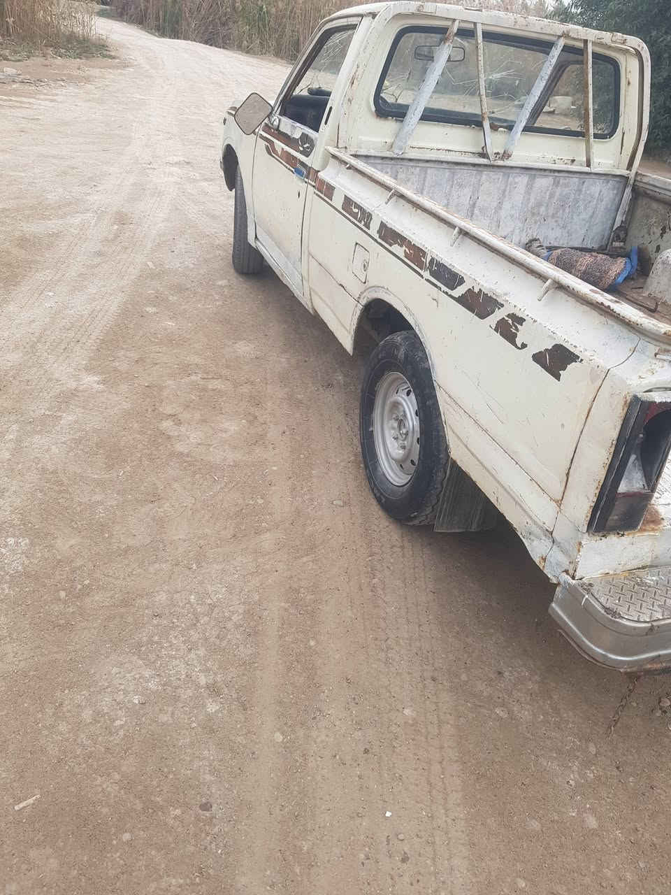 بيكم تيوتا موديل ٧٨ رقم انبار صدامي اورثه كير ومحرك واكسن شاصي مكفول.
السعر ١٣ ورقه وبيها مجال 
اتصال ***********
***********
