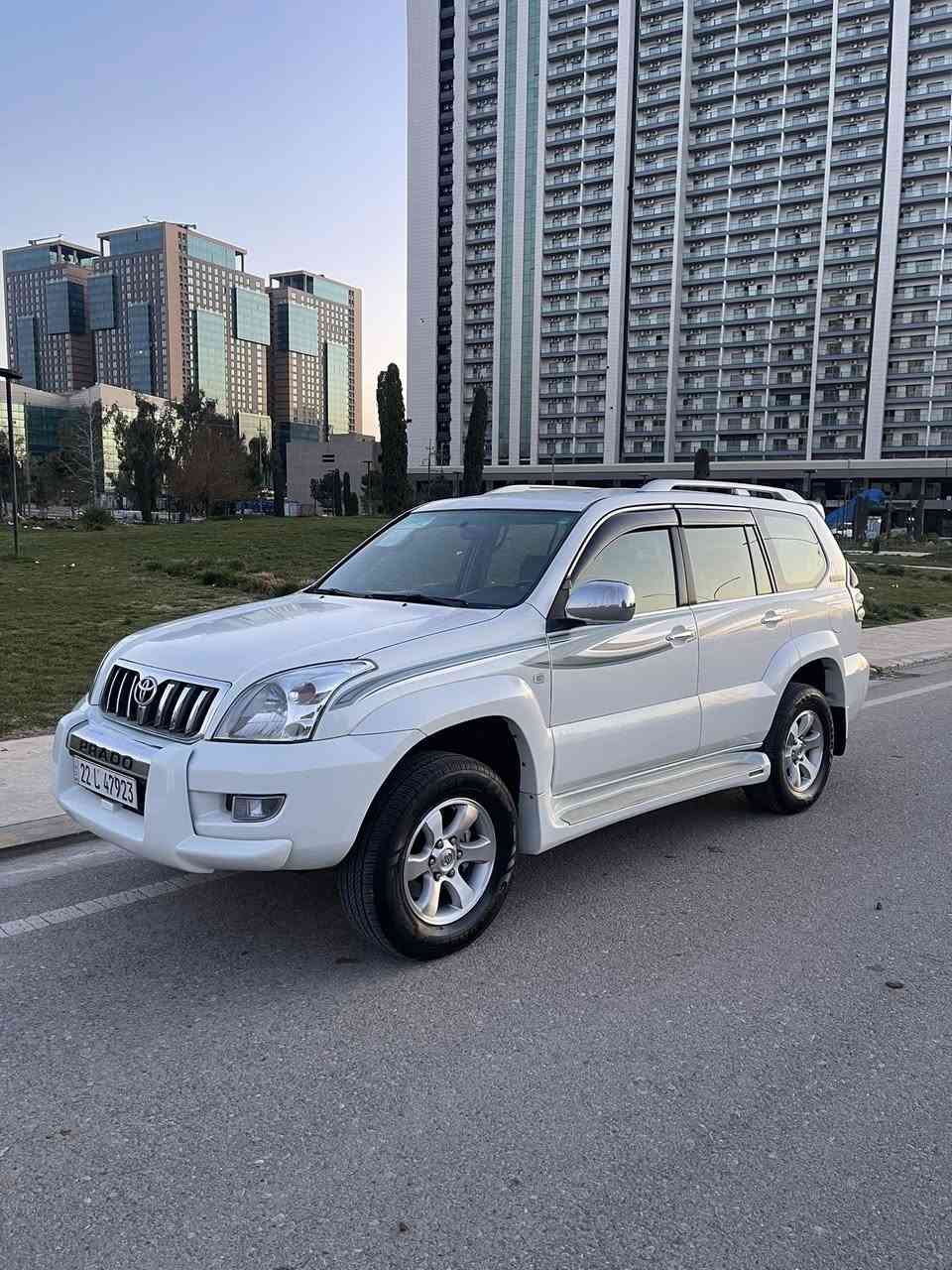 للبيع برادو موديل 2008 ماشيه 115 الف
VX دبل تانكي 6 سلندر 
بيهه صبغ اثر تكشير موضح بالسونار 
كير محرك تبريد كله بشرط 
سنويه بأسمي هزه ورقم جديد اربيل 
السياره نظيفه جدا داخل وخارج 
مكان سياره اربيل 
السعر 173 مجال بسيط 
***********
***********
