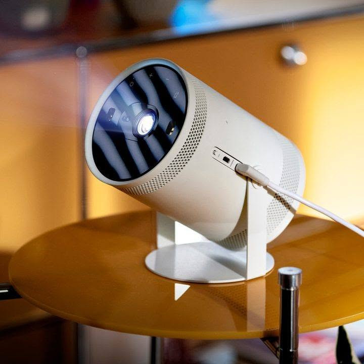 samsung projector the freestyle


**إذا كنت صاحب هذا الإعلان وتريد حذفه لأي سبب، رجاءا أرسل رسالة إلى الدعم الفني**