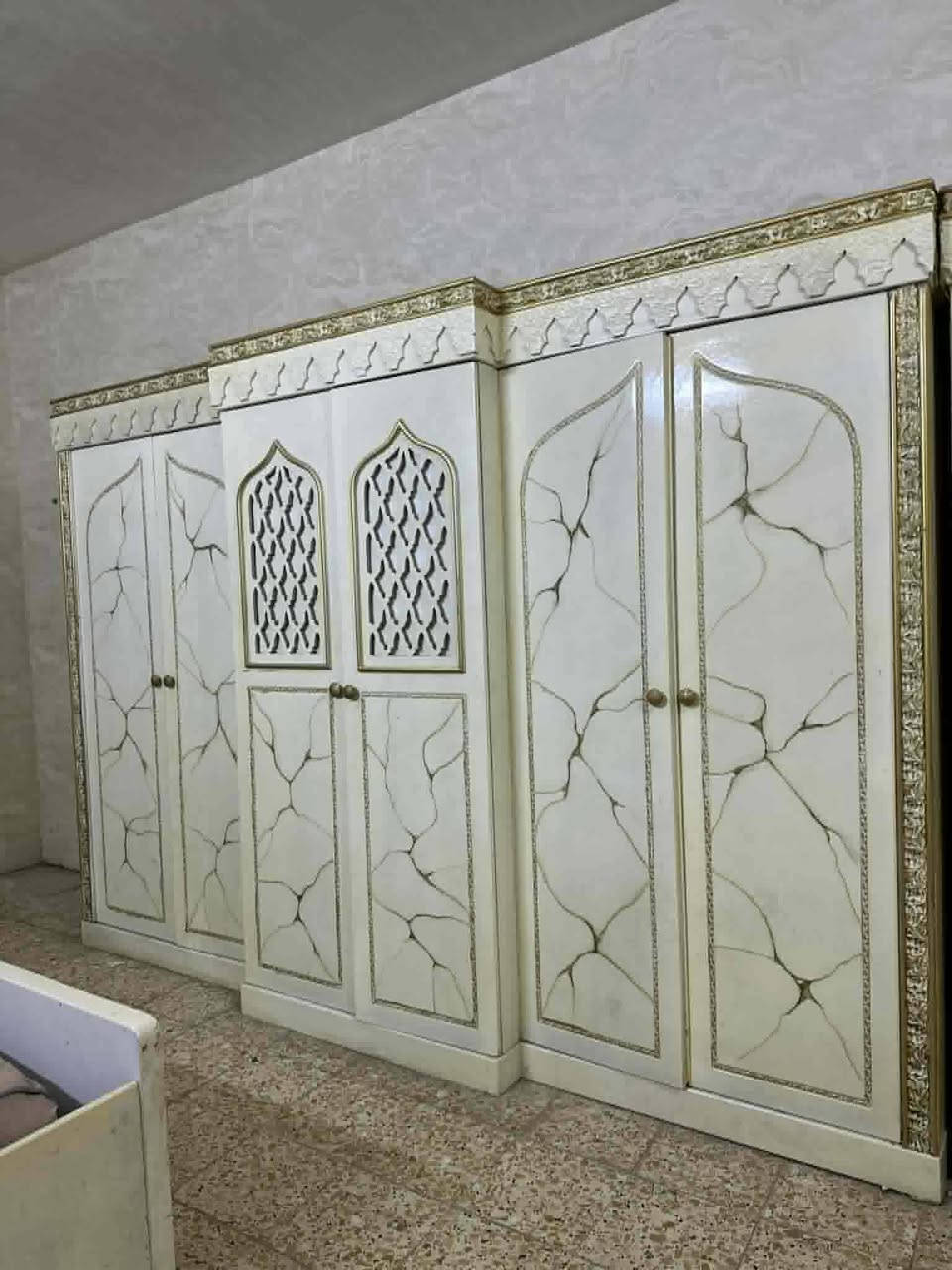 غرفة نوم جديدة بشكل 6 ابواب ملكي كويتية السعر مليون و 600 وبية مجال بسيط للطيبين والجادين ورقم الهاتف ‏‪***********‬‏ العنوان بابل @
