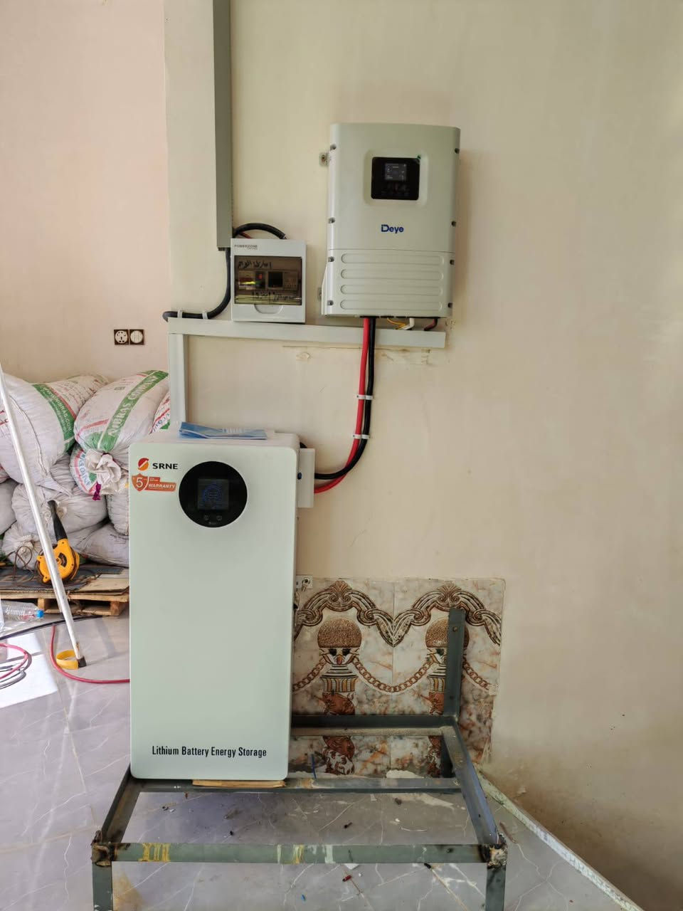 من عروض شركة الحجاب للطاقة الشمسية
تم تنصيبها للأخ (طارق محمود سعيد) 
في اسديرة الفياض  📌

              ⚡بقدرة ⚡

16-امبير نهاري ☀️
16_ امبير ليلي 🌙

✅ تظمنت المنظومة الشمسية 🔆
 
8_ألواح لونجي 615 واط 
 بقدرة توليد ⚡(2.5امبير) (مؤسسة)   
 بظمان ١٥ سنة ✅
 
2_ بطارية ليثيوم 16k من شركة SRNE
بظمان 5 سنوات ✅

3 _انفيرتر  Deye 6k  🟢
بظمان 2 سنة✅

___________________________________💰 أسعارنا مناسبة جدًا وتنافسية
🔎 تكدر تستفسر عن حجم الطاقة المناسب إلك
📋 ونوفر لك قائمة المواد مع الشركات المصنعة
📊 حتى تكدر تقارن وتتاكد من أسعارنا بالسوق وبكل شفافية
📌 شركة الحجاب للطاقة الشمسية
____________________________________

🔴نعمل ليلا 🌙 مع نهار،☀️

✅غايتنا أرظاء زبائننا  الكرام ومواعيدنا معهم ⚡✅

🎉حياكم الله في شركة الحجاب للطاقة الشمسية 🎉

الهاتف للأستفسار
 
*********** الاستاذ فرحان

العنوان_الشرقاط_اسديرة_الفياض
