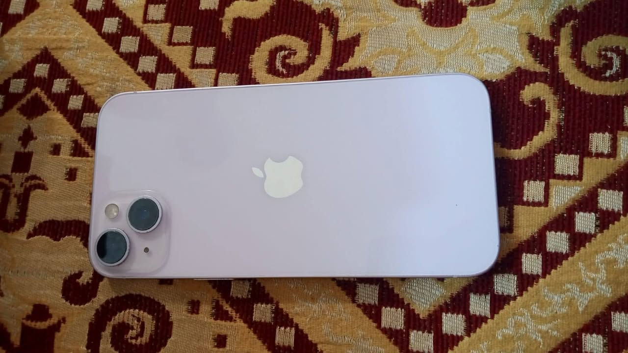 سلام عليكم 
14 بلاس وليسه ألعادي مقفول ايكلود (مراوس) بايفون 
بطاريه 89 مابدل برغي بيه مكفول نضافه 100/100 وتر بروف مكفول من السرقه بلاسس وليسه العادي 
رقمي ***********
