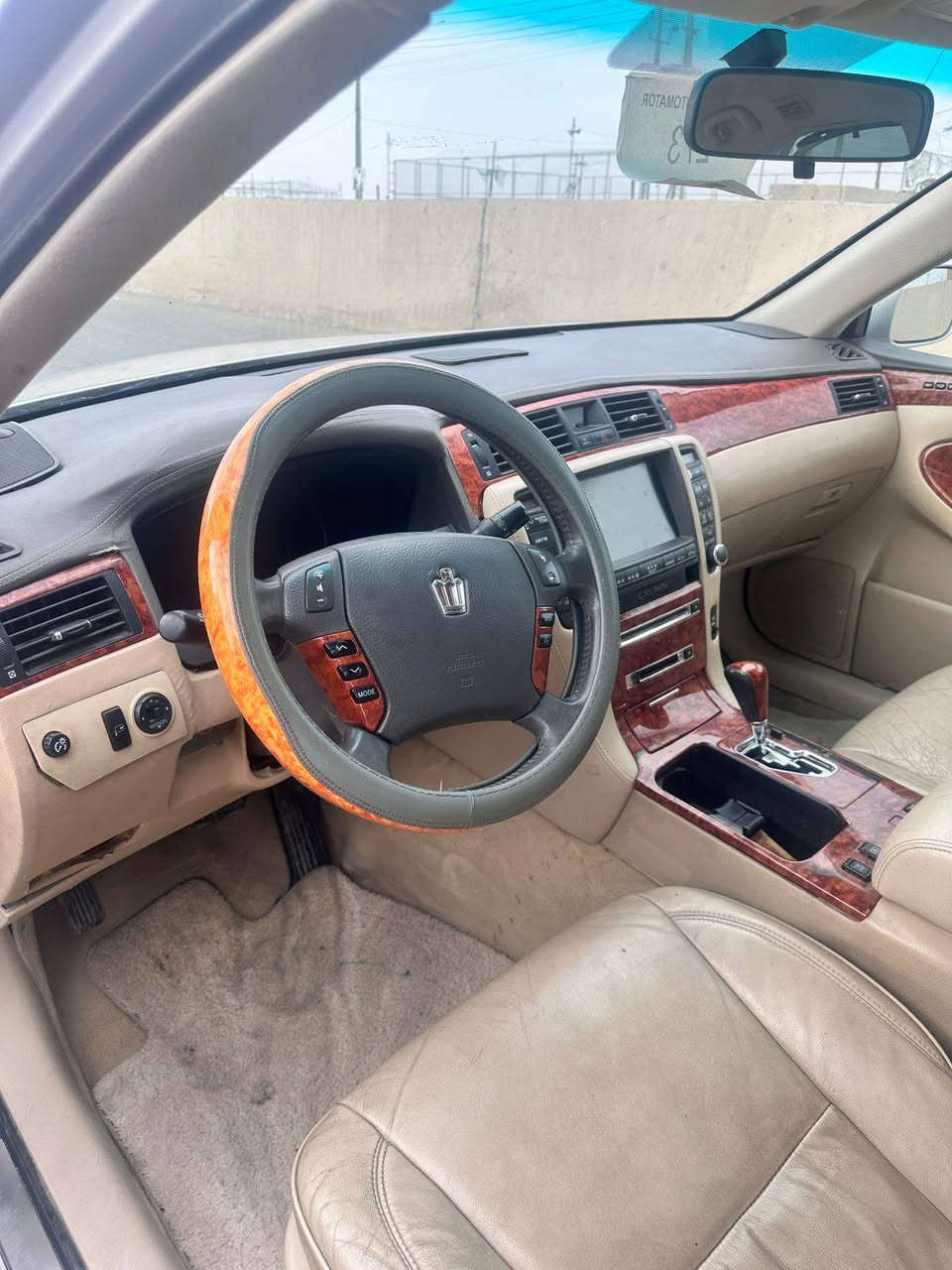 السلام عليكم للبيع شاهينه دوات دوات دوات كفاله من الكص ضربه وصبغ 
سياره حاويه دخول جديد داخل عسلي 🍯 كشنات جلد هيتر موديل 2007
مكاني ميسان ناحيه سلام  ١*********** سعر 75
