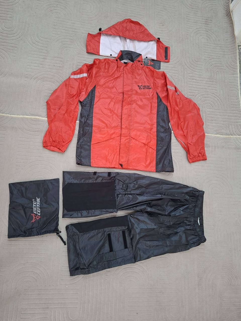 متوفر تراكات كامل خاص للدراجة قياس 2XL وزنها ريشه


**إذا كنت صاحب هذا الإعلان وتريد حذفه لأي سبب، رجاءا أرسل رسالة إلى الدعم الفني**