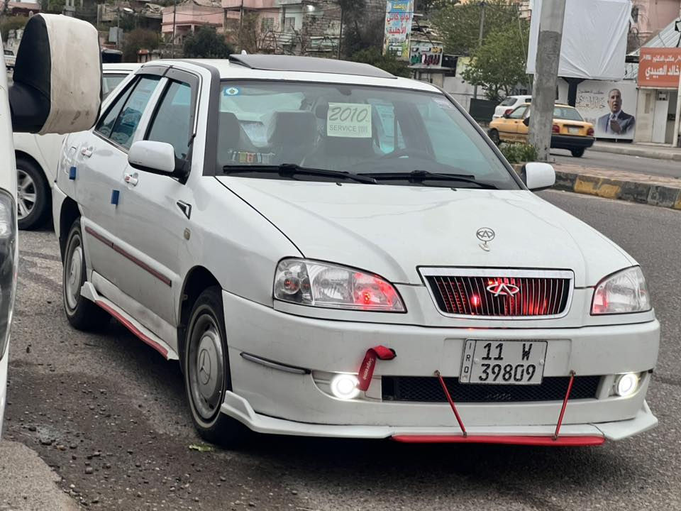 كوين شيري ٢٠١٠ماشيا١٣٤
مكينه وكير شرط سياره بلادي لاصبغ ولا معجون ولا اي شي 
تبريد ثلج شاشه طخم تواير باتري كلو جديد ماناقصها بس ستر الله زينول سياره متعوب عليه كابون مابيها رقم بغداد انكليزي الشرعي بل موصل هذى سنويه كله جديد باقي التفاصيل اتصل ***********
لحد يتصل وتساب فقط سيم كارت
