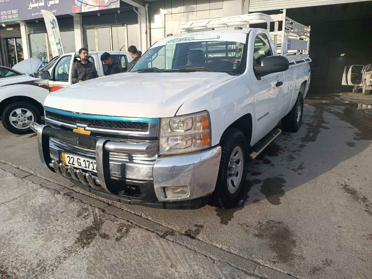 سلام عليكم اخوان سياره شوفليت سلفادور بيكب موديل 2012كلين فور ويل 6برغي كير محرك جديد منظومه غاز رقم سنويه جديده صدر امامي خلفي جديد طايرات جديد بدون مصرف سياره احلا من صوره بسمي سعر130ورقه بي مجال ***********/***********عنون كركوك.
