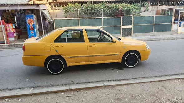 سلام عليكم من رخصة الكروب سياره اكوين موديل 2011 رقم نينوى الاماني سنويه 2026 محرك وكير استره حجم 16   عليها هيئه 260  وغرامه 100 مروريه  وشرط تحويل اوجهك ويا رعيها الشرعي  سعرها 32  وبيها مجال ***********
