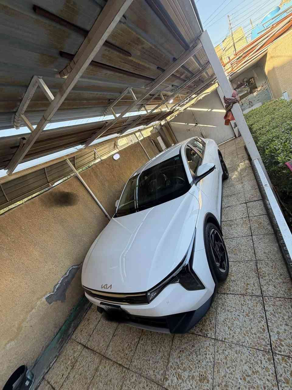 كي فور خليجي 2025 زيرو محرك 2000 وكير ايتي  ضمان الدوليه 5 سنوات مع أربع تبديلات دهن مجاني وصيانه مجانيه لمده سنه مواصفات بصمه وتشغيل عند بعد بصمه صندوق مع ذكي أناره ترحيب مري شفط إشاره بلمري سايد بريك بصمه اوتو هولد داخل لونين قرميدي حساس امامي وخلفي لد امامي وخلفي لايت 3 عدسات زنون ويل كب 17 السعر 200 بي مجال بسيط سياره زيرو مماشيه مرقم بغداد ورقم مميز رقمي ***********
