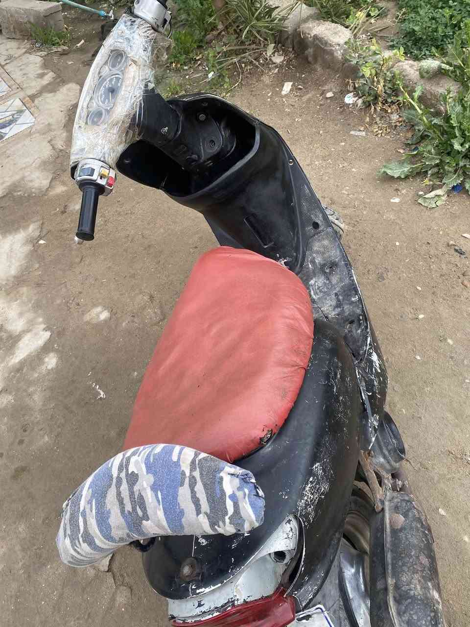 دراجه عصفوري للبيع صارله 20يوم من مجفته شغال نكره هندر كهرابيات كله شغلاله سعر 140وبيه مجال


**إذا كنت صاحب هذا الإعلان وتريد حذفه لأي سبب، رجاءا أرسل رسالة إلى الدعم الفني**