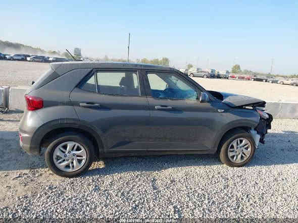 السلام عليكم هوند فينو موديل 25واصل عمان السعر 80 مده الوصول 60يومً***********
