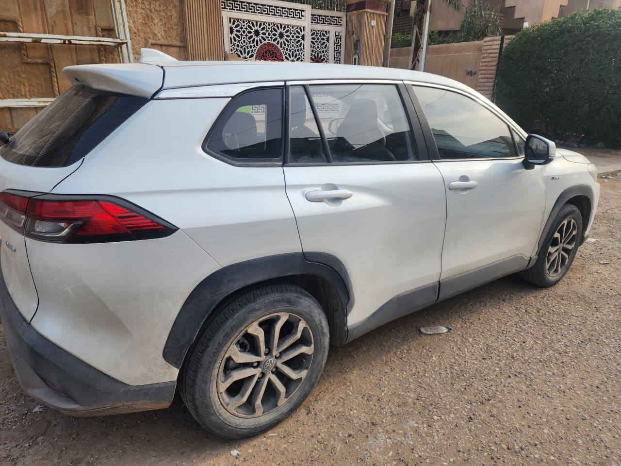 السلام عليكم
Toyota frontlander 2024 Hybrid

عداد المسافه 24الاف 
مكينه 2000 هايبرد 
كشنات جلد اسود
تحكم ستيرن 
تبريد أمامي خلفي 
فتحه سقف 
كامره خلفيه 
ويل كب 
رادار امامي 
تحديد الخروج عن المسار
بيها طخة شوية بل بنيد 
السعر 170  وبيها مجال
اي استفسار 
***********
مكان السيارة النجف
