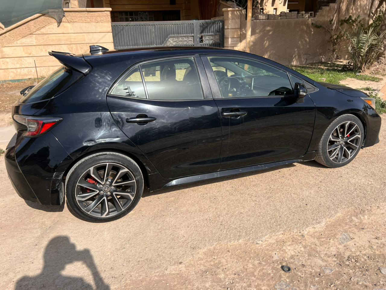 السلام عليكم
كورلا هاج باك فول مواصفات عدا الفتحة موديل 2019 وارد امريكي ماشية 70 الف ميل رقم بغداد تحويل مباشر مني شخصي سونارها مرفق مع الصور كير ومكينه كفالة بلادية السعر 120$ وبيها مجال حك جيتك 
مكانها بغداد / الدورة 

هاتف : ***********
