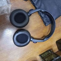 سمعات بلوتوث لاندكروز موديل 25 جديده مكان بغداد 150دولار 07711237799مك...