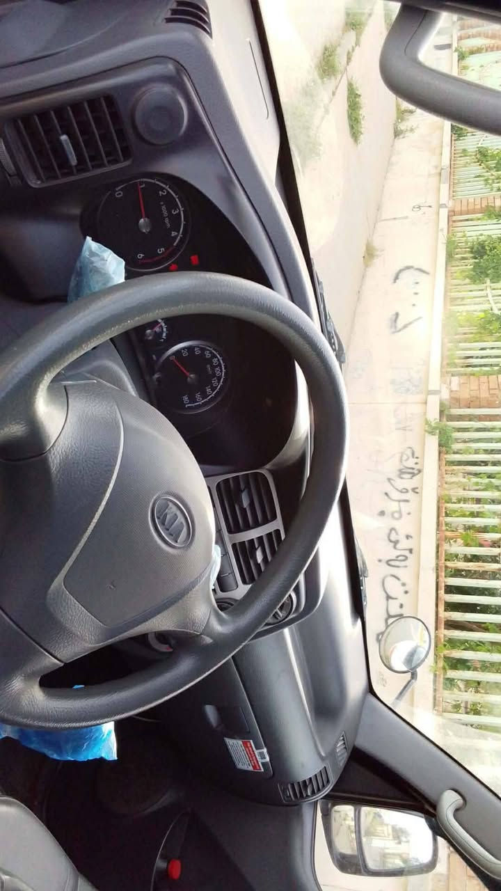کیا 3000مەکینە ڕەشی انجیکتەر
مۆدێلی 2010
گێڕومەکینەواکسل به شەرت
6تایەی لۆک
کۆدی بۆ دەکرێت
تەبرید ساردوگەرم 
بێخایس  یەک بڕاوە
بریک بەستراوە
کارەبای گشتی کاردەکات
نرخی 70گڵاو کەمێ مەجال
***********
***********
