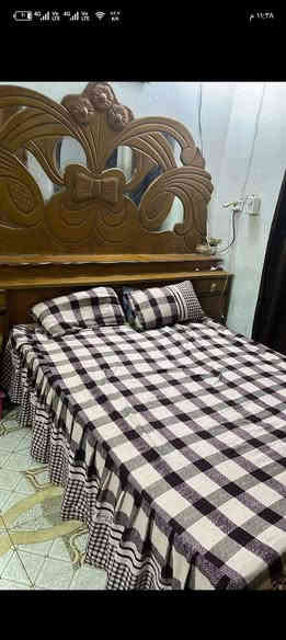 غرفه للبيع خشب سعرها 500 بعقوبه يحب يتصل هذا رقم ***********
