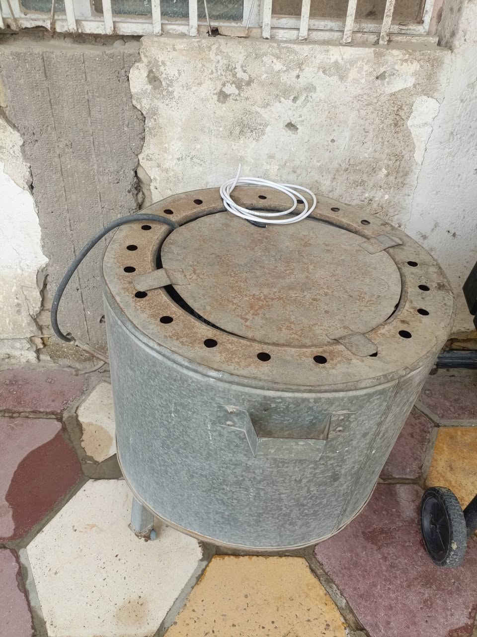 السلام عليكم تنور للبيع نظيف جدا اي استفسار على الرقم‏‪***********‬‏
‬‏
