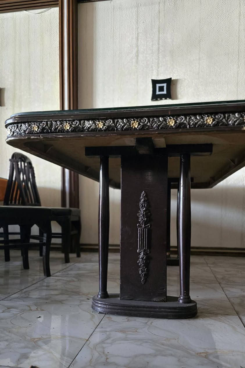 للبيع كلهن شلع ميوزة طعام مستعمله حفر ومزغرفة كبيرة ٢متر×١متر مع جام العدد ٨ بدون كراسي سعر الواحد١٥٠
للاتصال ***********
