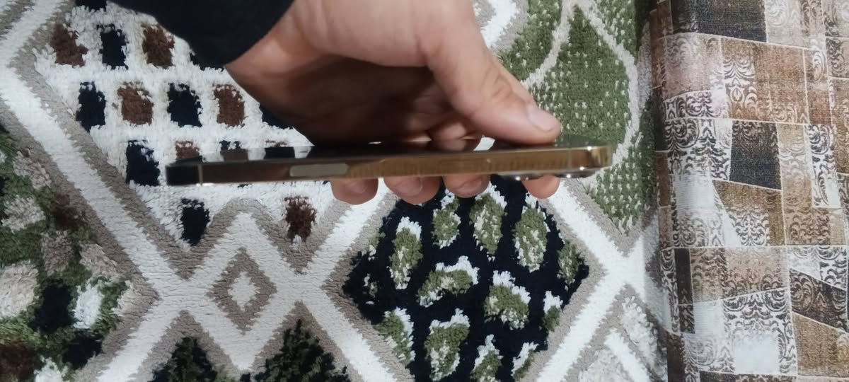 السلام عليكم
ايفون  13 برو ماكس ذاكره 512 بطاريه 95 شرط ما مبدله الخط تك اللون ذهبي   السعر  775 أو بي مجال  الرقم ***********
