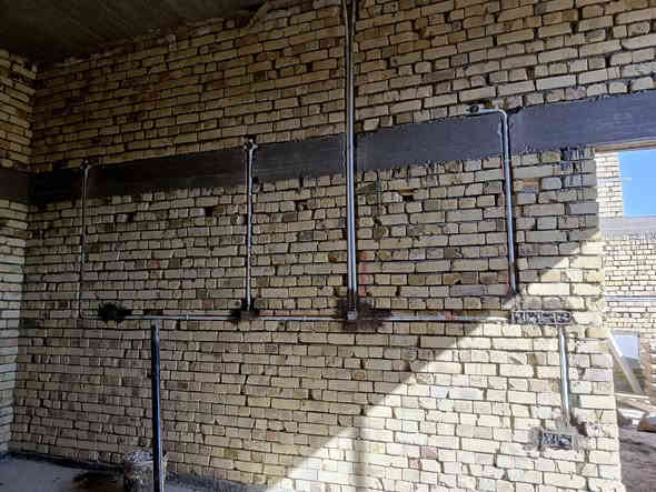 السلام عليكم اخوان شلونكم شخباركم
كهربائيّ وشتغل التأسيسات وبأنسب الاسعار 

موقعي البصره (المطيحه) /***********
