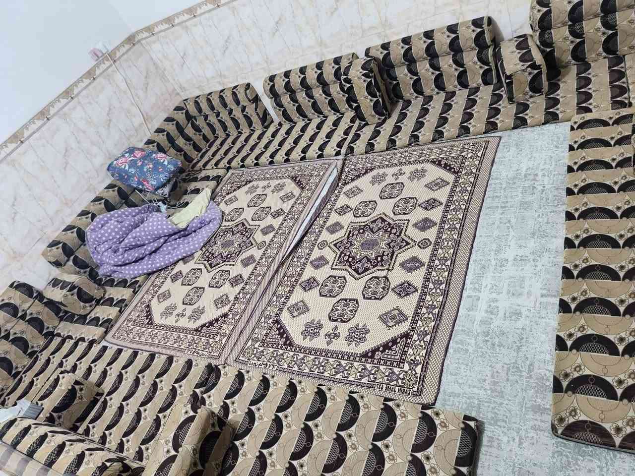 سلام عليكم جلسة ٥ قطع ام ال٣نفرات وقطعه ام النفرين
مجموع تكفي ل (١٧) نفر مع ملحقات كامله مثل الصور 

السعر خاص


**إذا كنت صاحب هذا الإعلان وتريد حذفه لأي سبب، رجاءا أرسل رسالة إلى الدعم الفني**