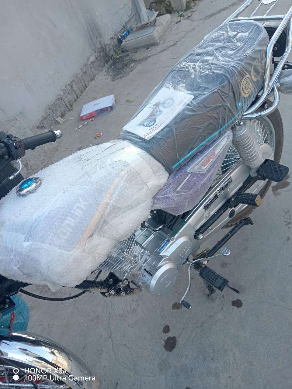 دراجه لل بيع مكان كركوك سعر ٨٠٠بي مجال لل طيبين اذه مو شراي لا دوخني حياتي❤️‍🔥موديل25 سونيك لون بنفسجي صارلي من أسبوع مشتري ***********واتساب متواجد بس
