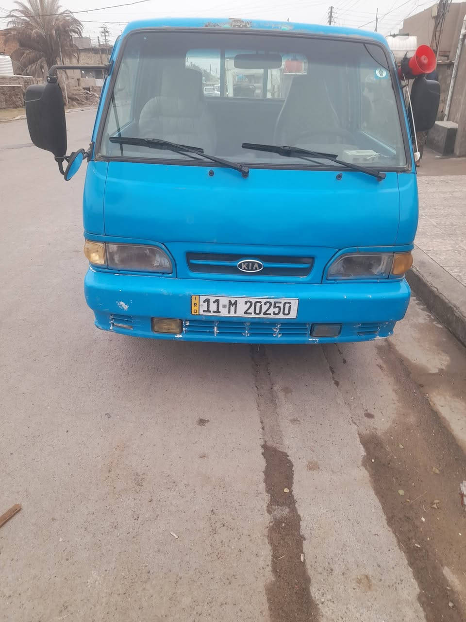 سلام عليكم. سيارة موديل١٩٩٥ سنوية بسمي رقم نكليزي رقم شاصي بلادي واضح جدن جدن بليته موجدة بلاديه .ملاحظة بياع شراي مابيعلة جناي ابيع مكاتبة مرورية السعر ٦٠مجال حق جية المؤشراي لايتصل ***********
